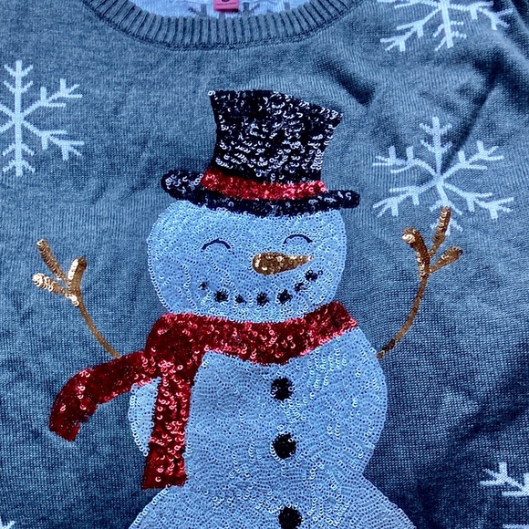 NWT Tipsy Elves Women’s Christmas Sequined Snow Day Sweater NEW WITH TAGS - Picture 7 of 8
